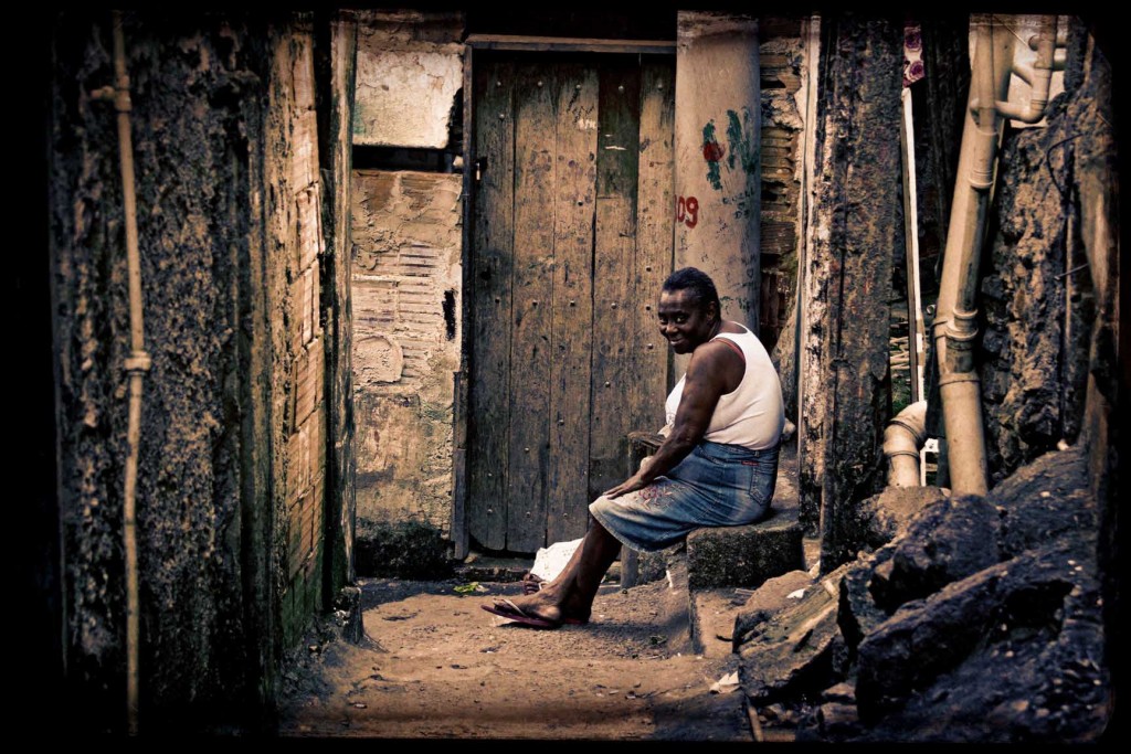 05 FAVELA RIO DE JANEIRO