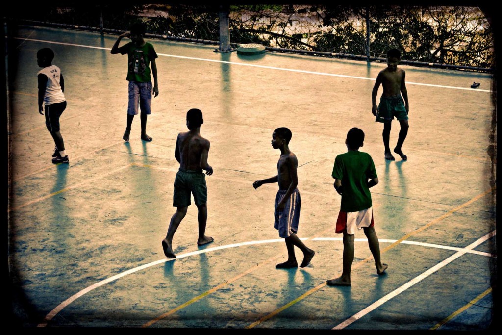 09 FAVELA RIO DE JANEIRO